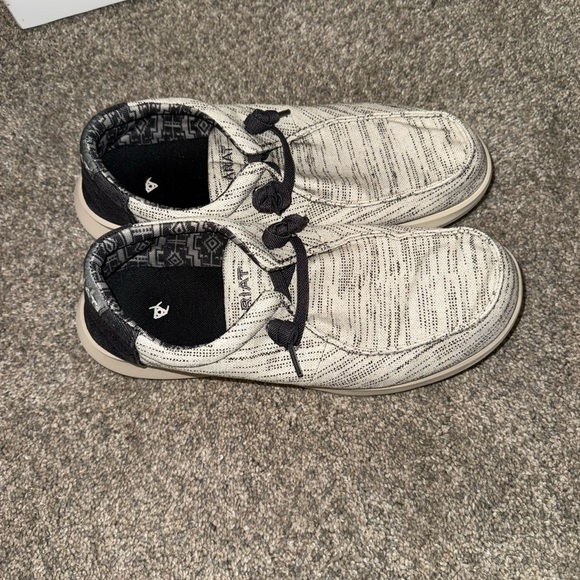 Ariat Men’s Black and Cream Shoes 10EE - Picture 3 of 7